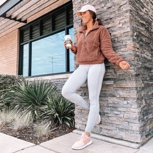 Abercrombie & Fitch Soft AF Sherpa Half Zip w pockets